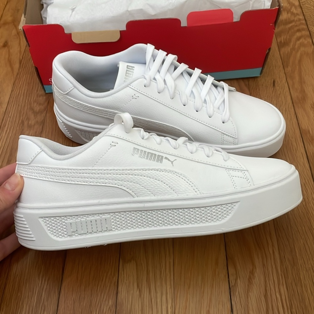 Puma Sneakers